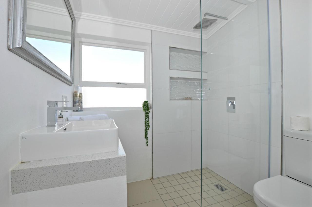 White Waves Beach House 布鲁堡史特兰 外观 照片